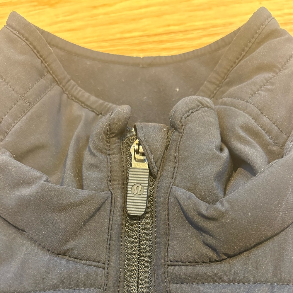 Lululemon jacket - Picture 6 of 6